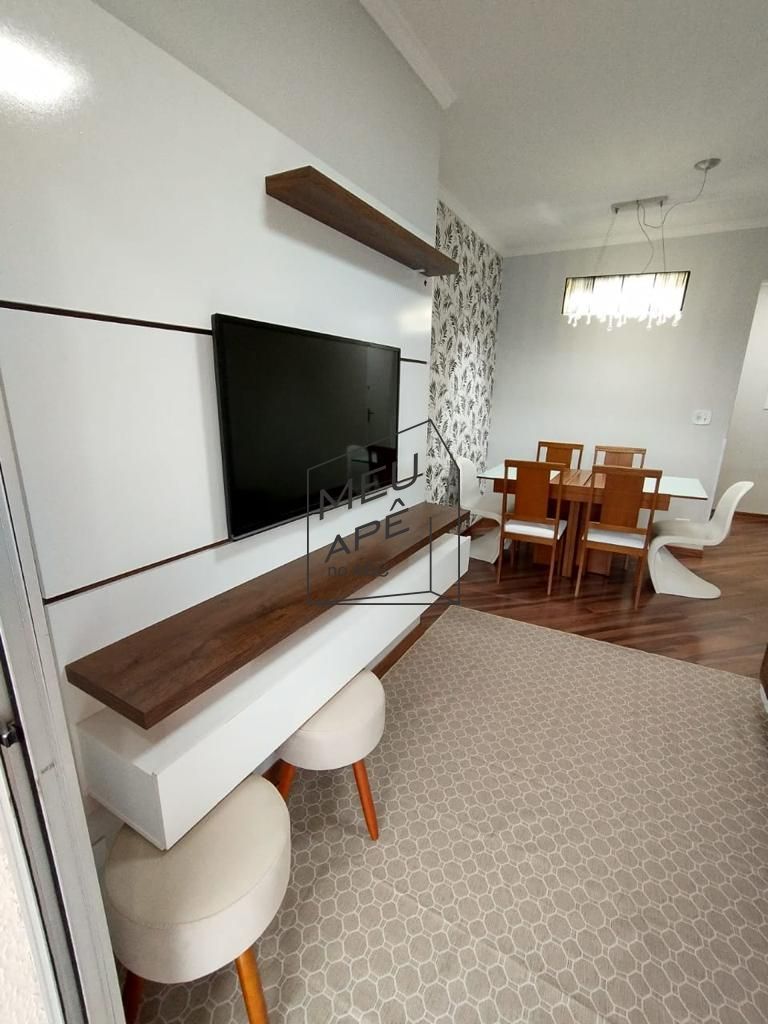 Apartamento à venda com 3 quartos, 64m² - Foto 2