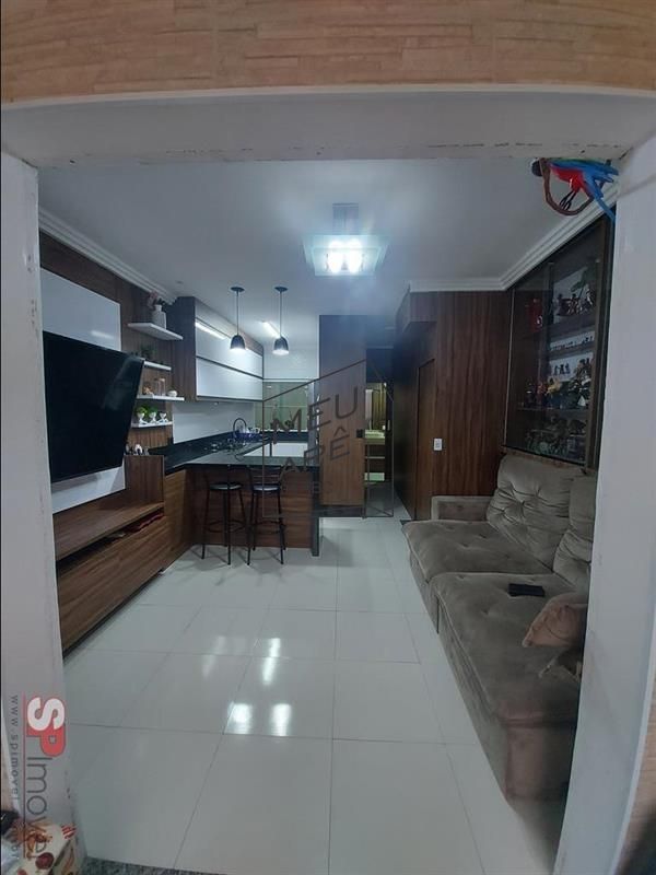 Sobrado à venda com 2 quartos, 114m² - Foto 1