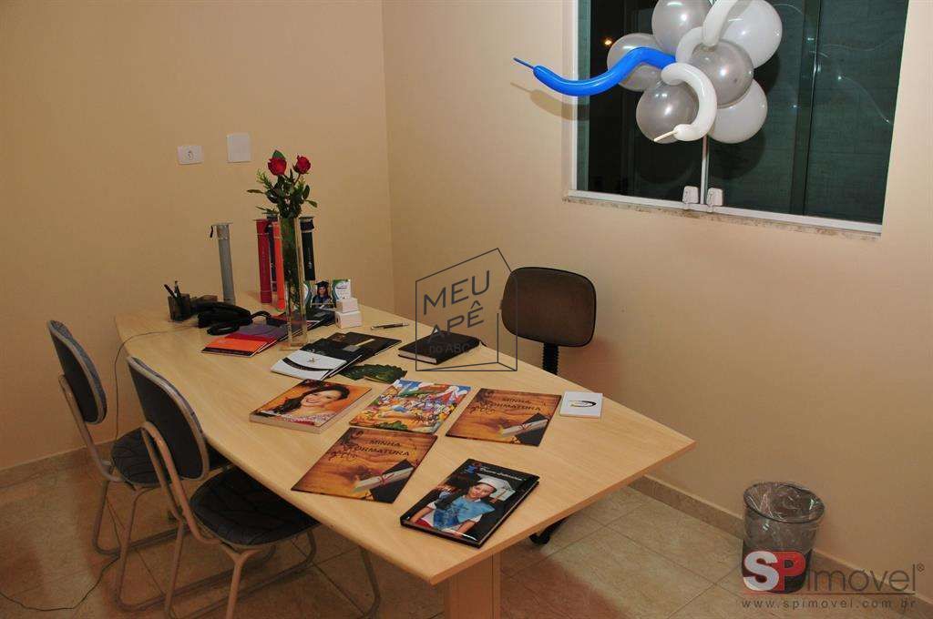 Sobrado, 4 quartos, 290 m² - Foto 2