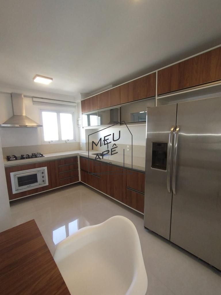 Apartamento à venda com 3 quartos, 128m² - Foto 12