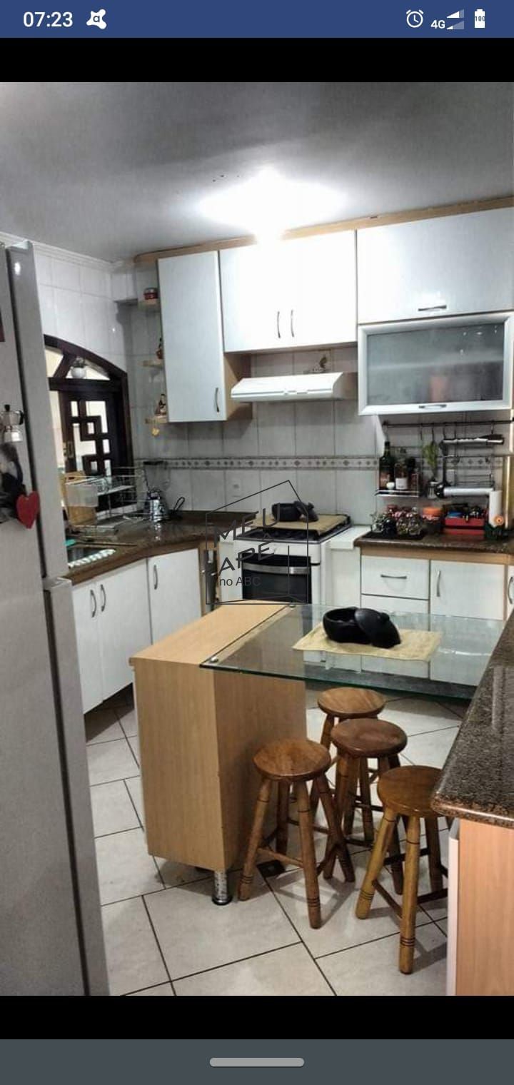 Sobrado à venda com 2 quartos, 149m² - Foto 1