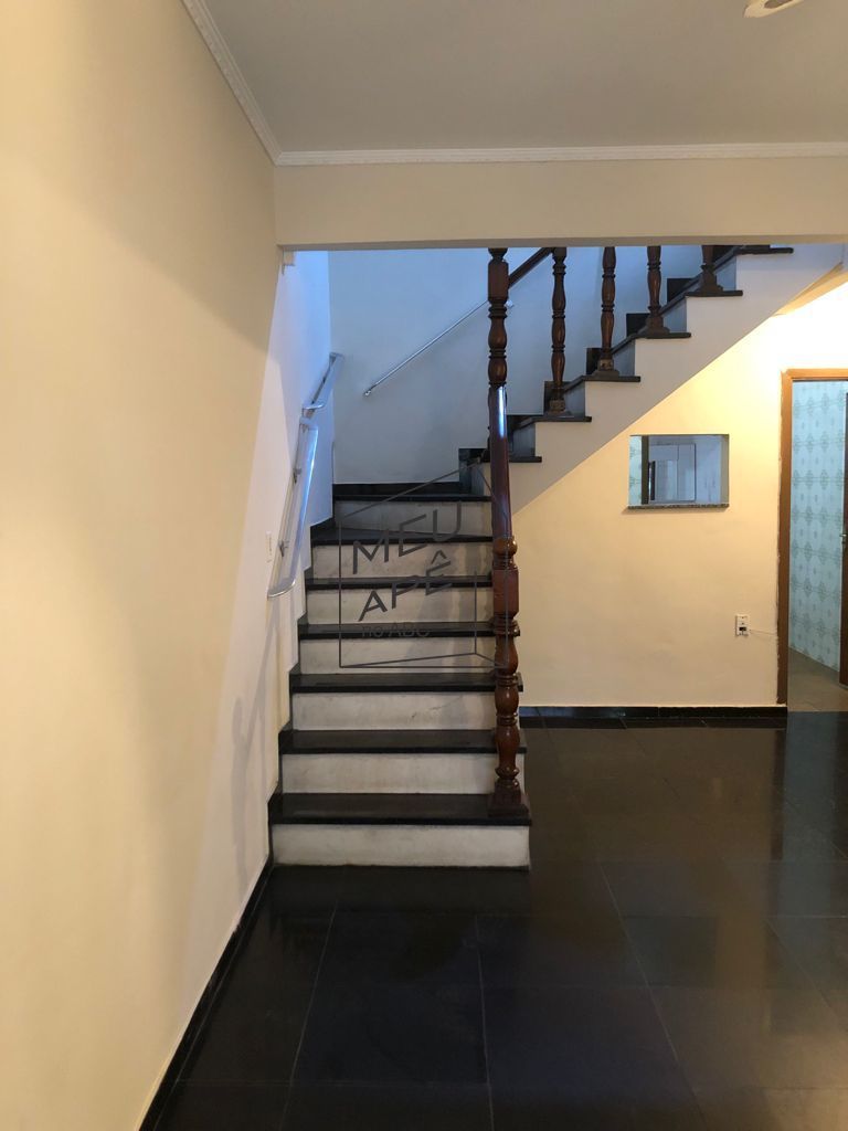 Sobrado à venda com 2 quartos, 127m² - Foto 4