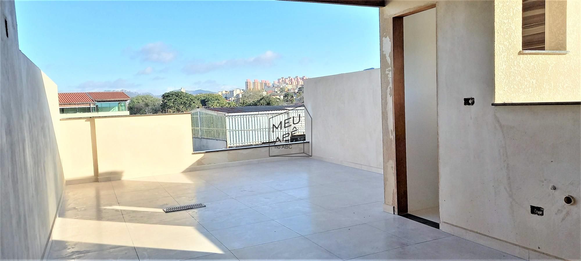 Cobertura à venda com 2 quartos, 84m² - Foto 2