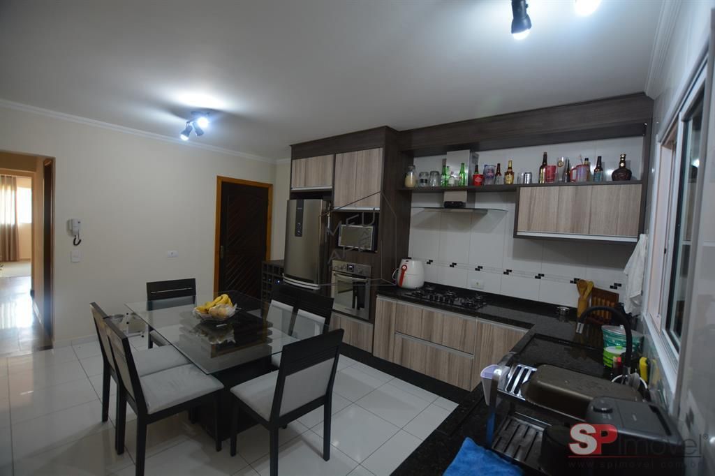 Sobrado à venda com 3 quartos, 132m² - Foto 1