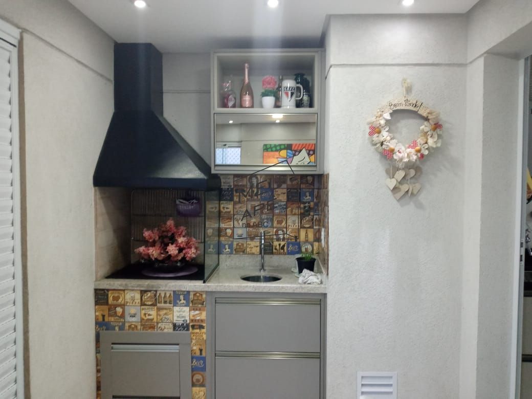 Apartamento à venda com 2 quartos, 77m² - Foto 1