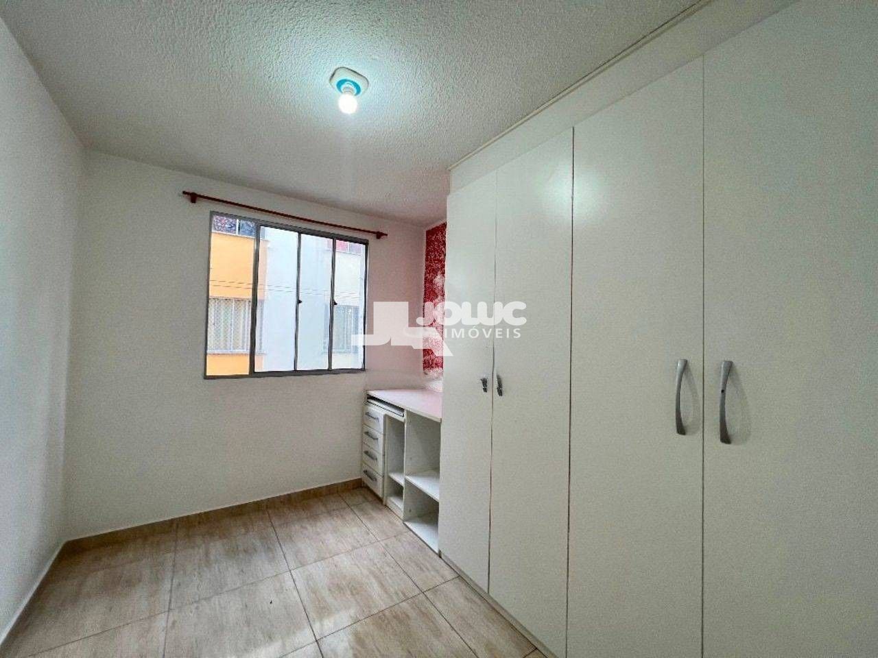 Apartamento à venda com 3 quartos, 50m² - Foto 5