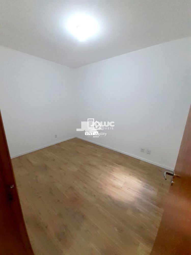 Prédio Inteiro à venda com 1 quarto, 32m² - Foto 4