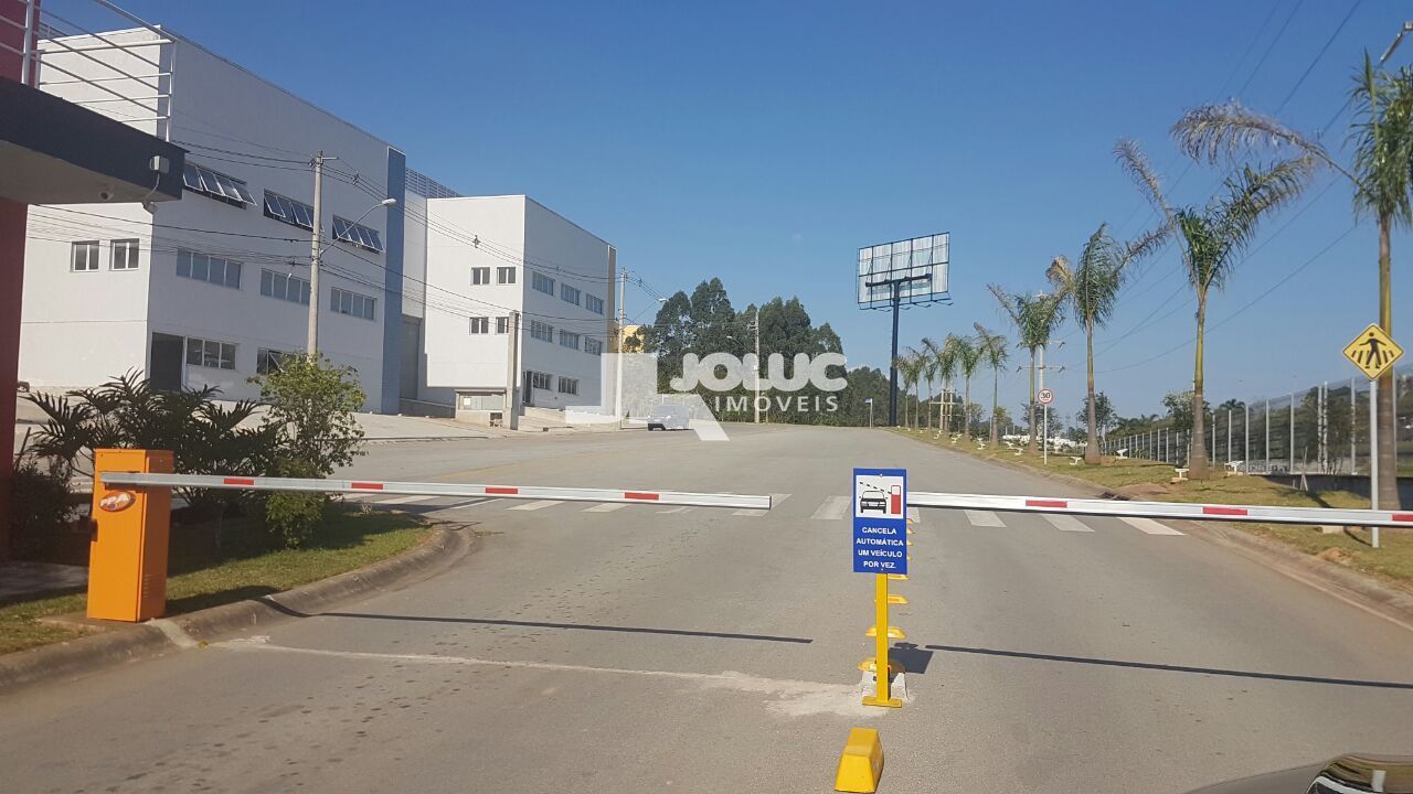 Loteamento e Condomínio, 1080 m² - Foto 2