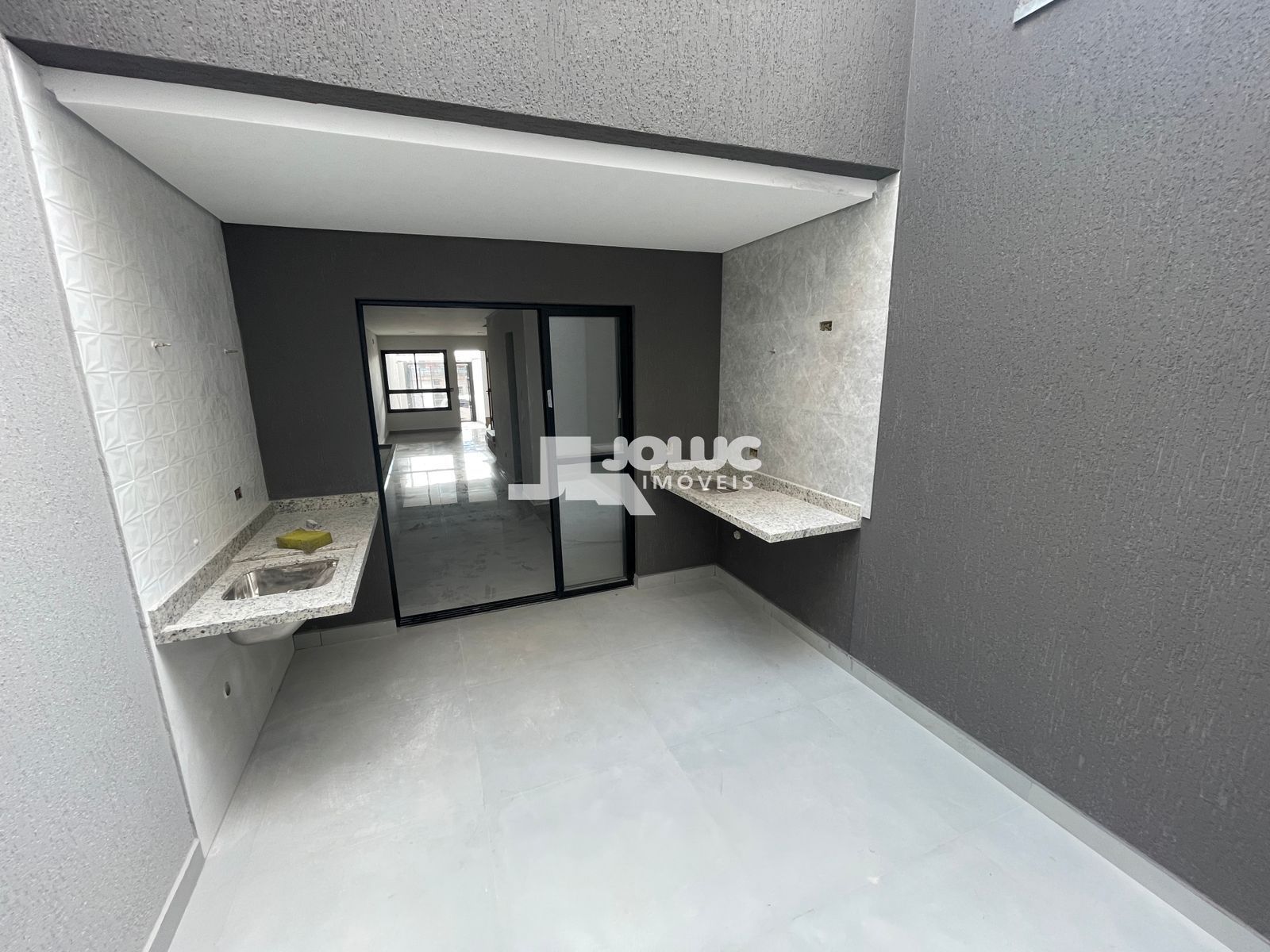 Sobrado à venda com 3 quartos, 130m² - Foto 3