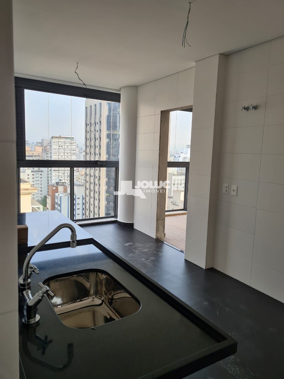 Apartamento à venda com 3 quartos, 205m² - Foto 13