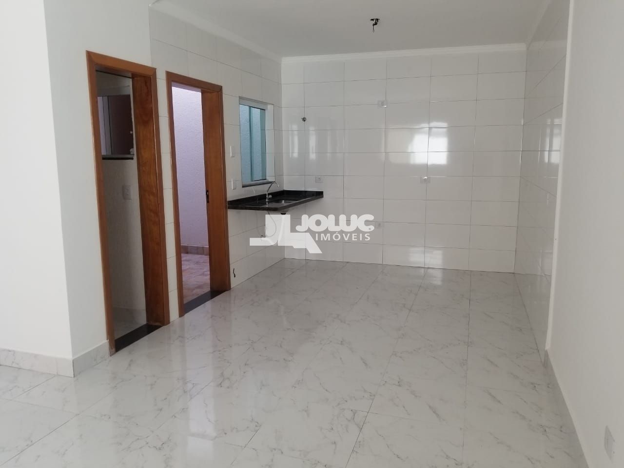 Sobrado à venda com 2 quartos, 69m² - Foto 1