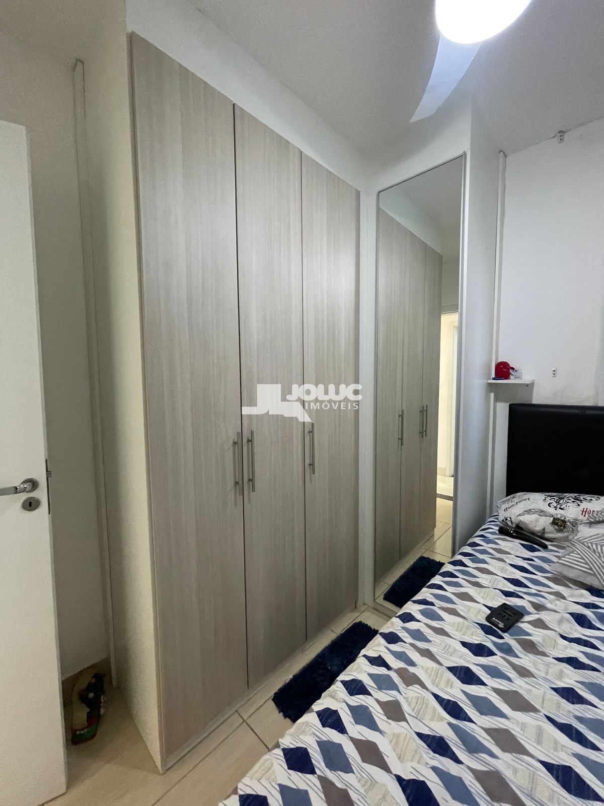 Apartamento à venda com 2 quartos, 60m² - Foto 9