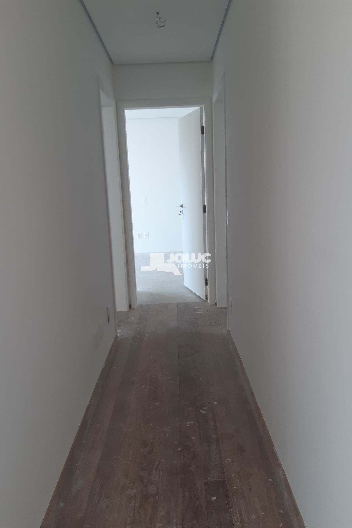 Apartamento à venda com 3 quartos, 205m² - Foto 17