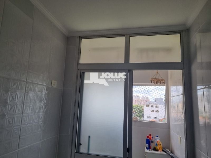 Apartamento à venda com 2 quartos, 50m² - Foto 11