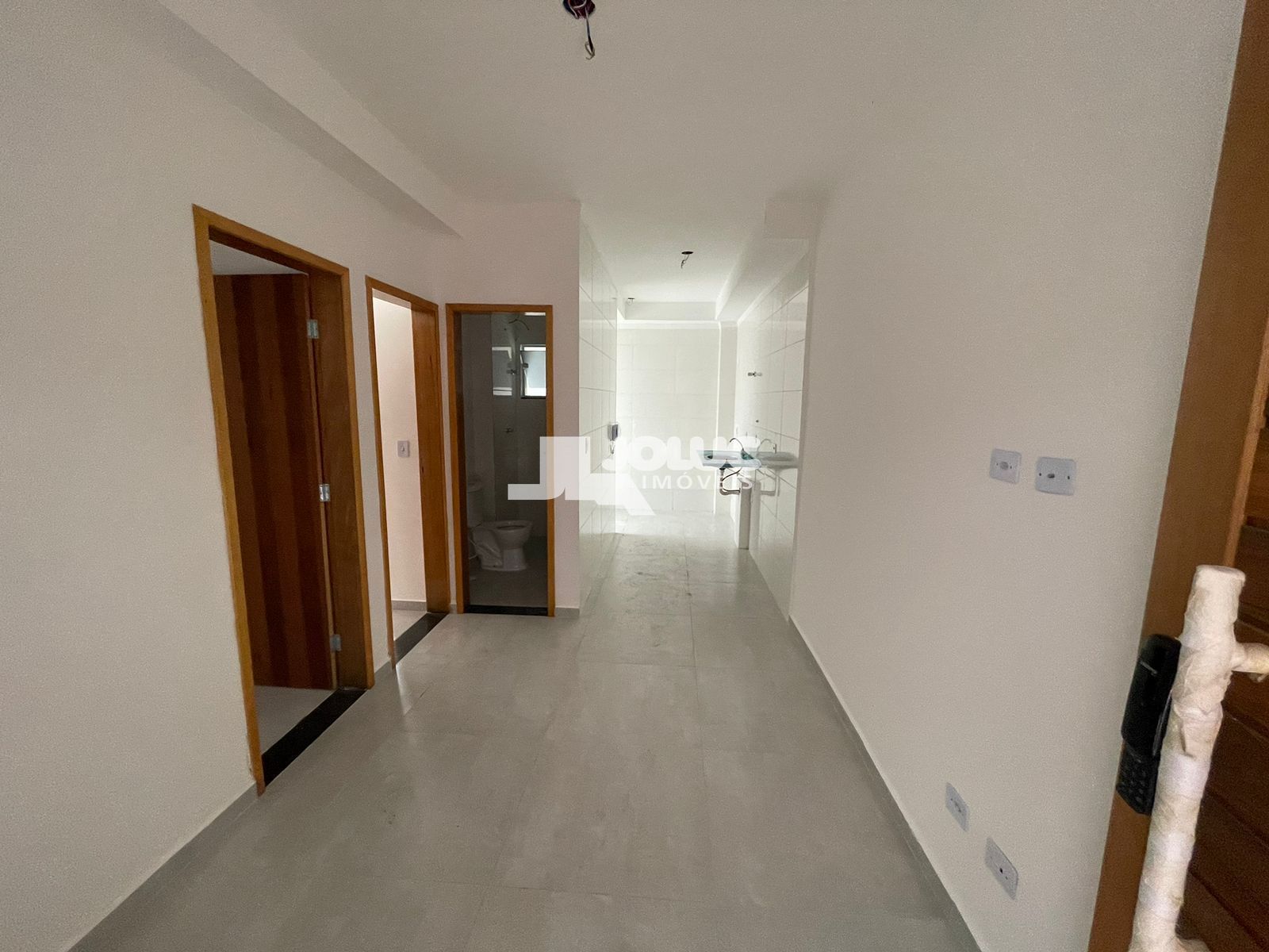 Apartamento à venda com 2 quartos, 40m² - Foto 2