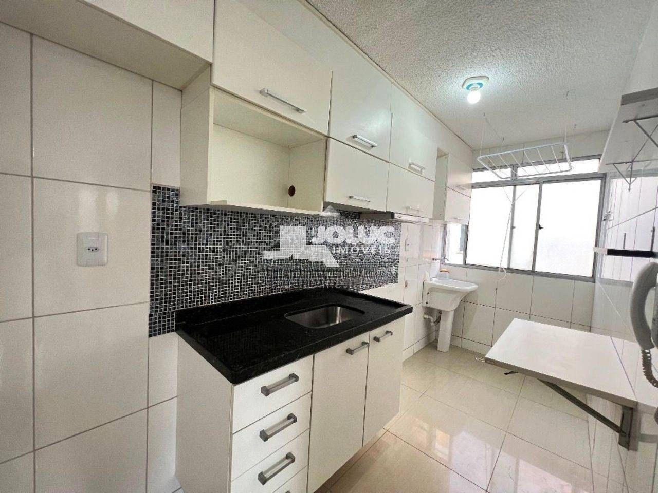 Apartamento à venda com 3 quartos, 50m² - Foto 8