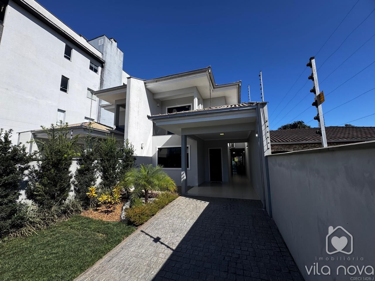 Sobrado Geminado à venda no Vila Nova