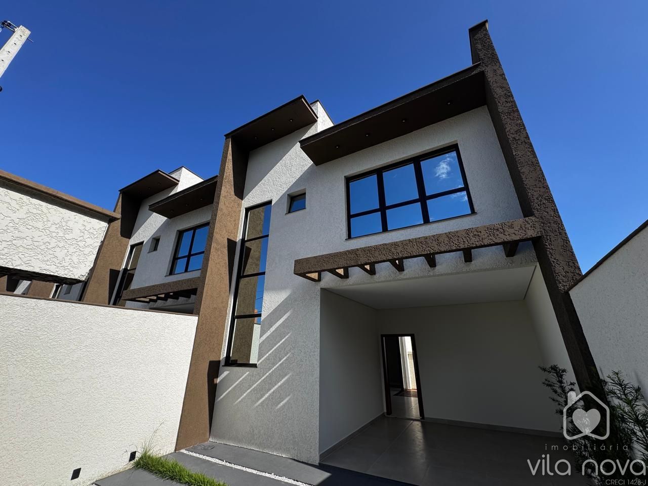 Sobrado Geminado à venda no Glória