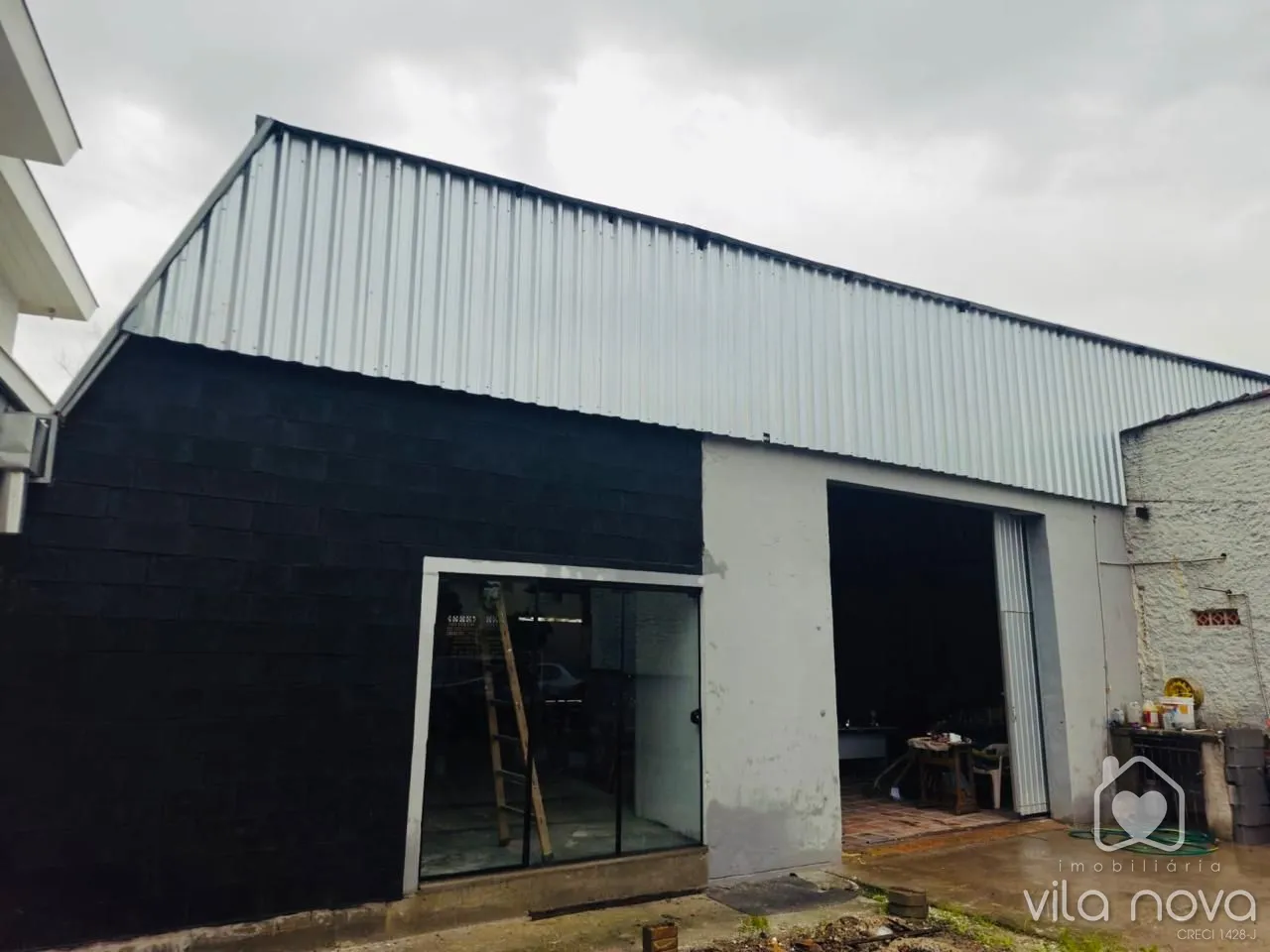 Galpão para locação no Saguaçu