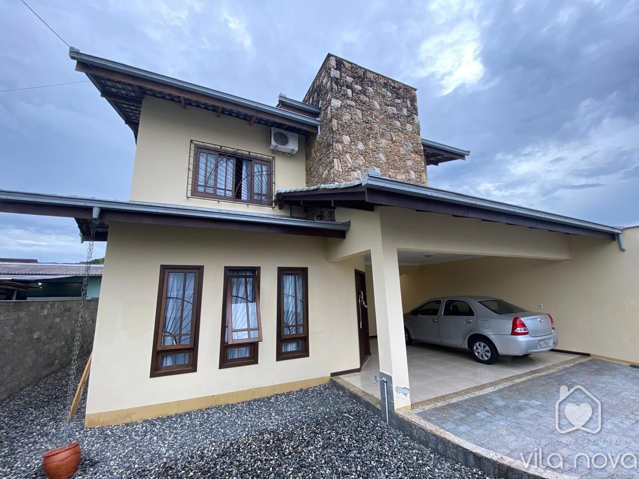 Sobrado Averbado à venda no Vila Nova