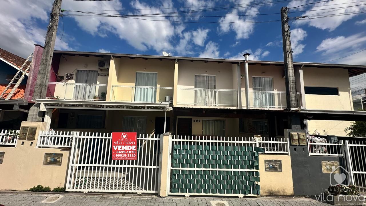 Sobrado Geminado à venda no Vila Nova