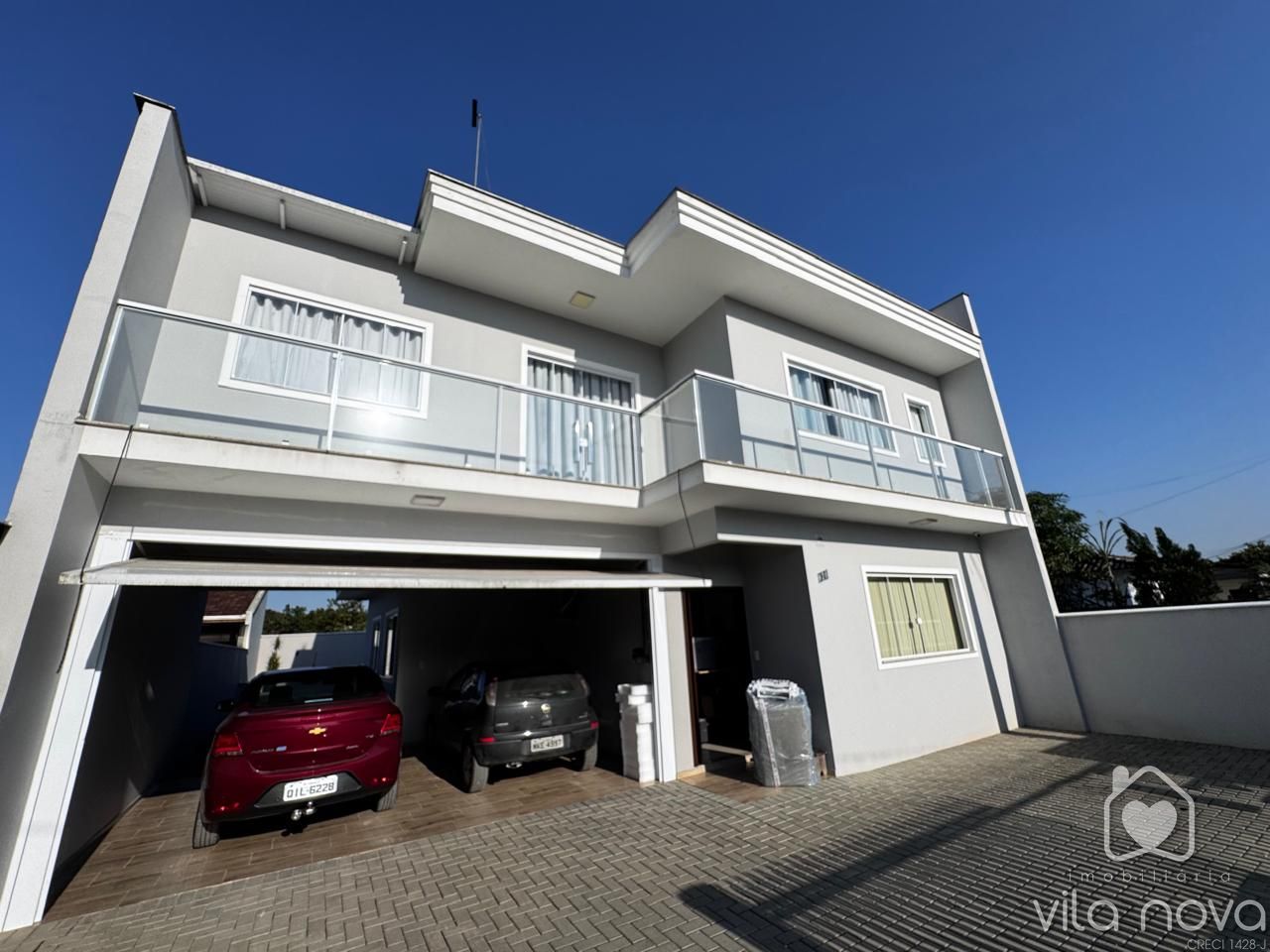 Sobrado à venda no Morro do Meio