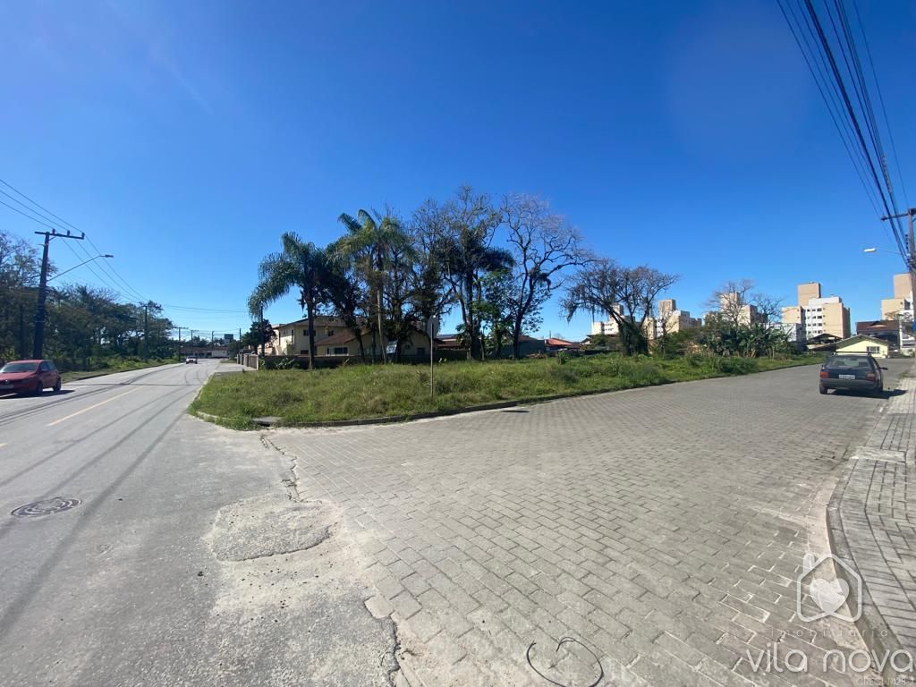 Terreno Esquina à venda no Vila Nova