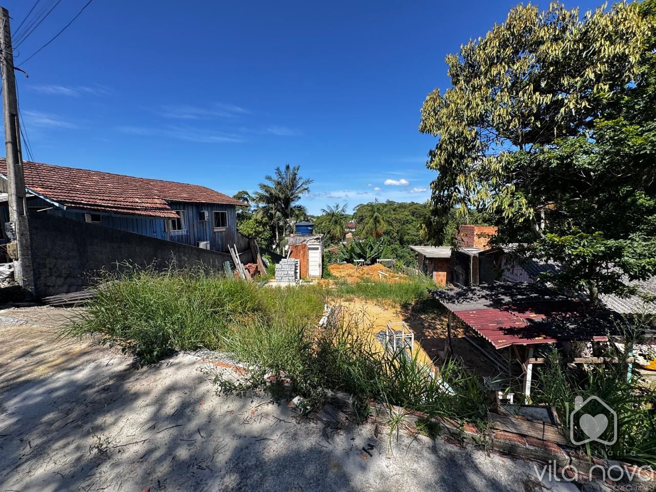 Terreno à venda no Floresta