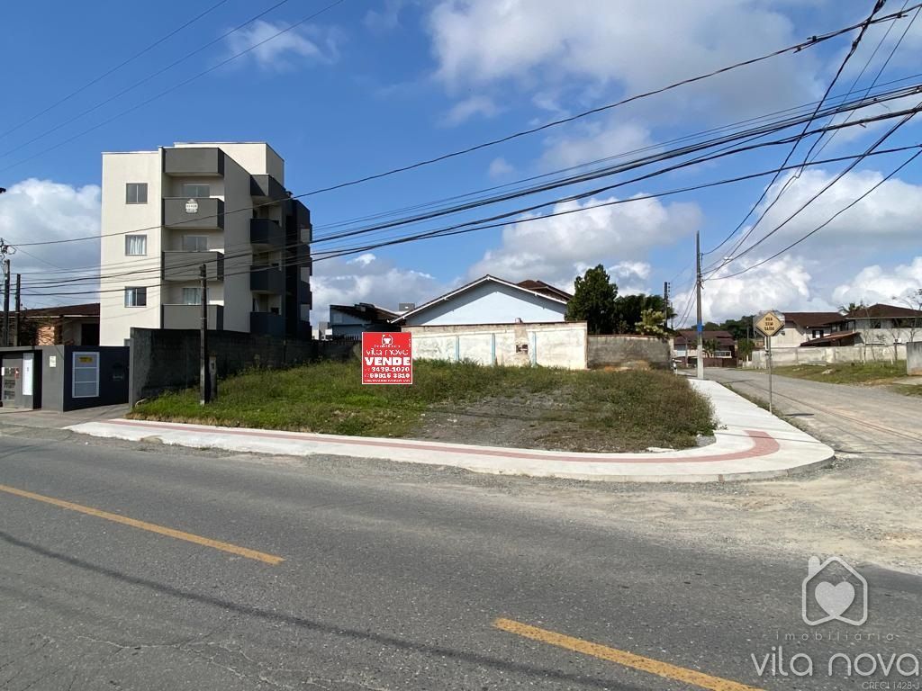 Terreno Esquina à venda no Vila Nova