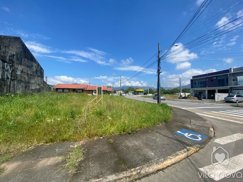 Terreno Comercial Esquina à venda no Vila Nova