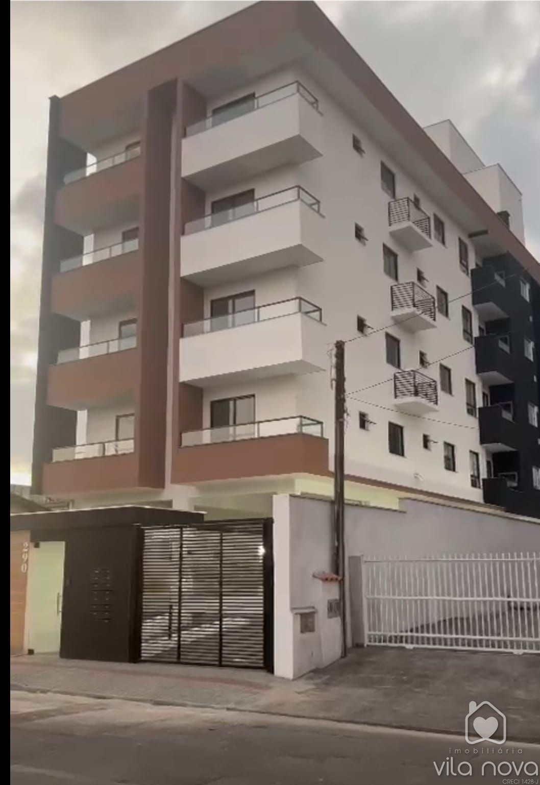 Apartamento à venda no Costa e Silva