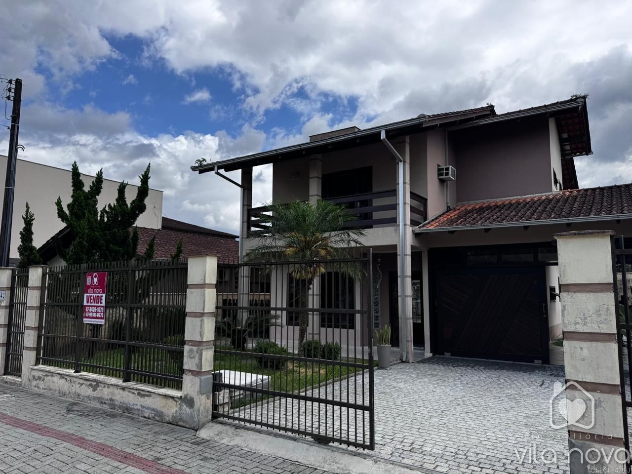 Sobrado à venda no Vila Nova