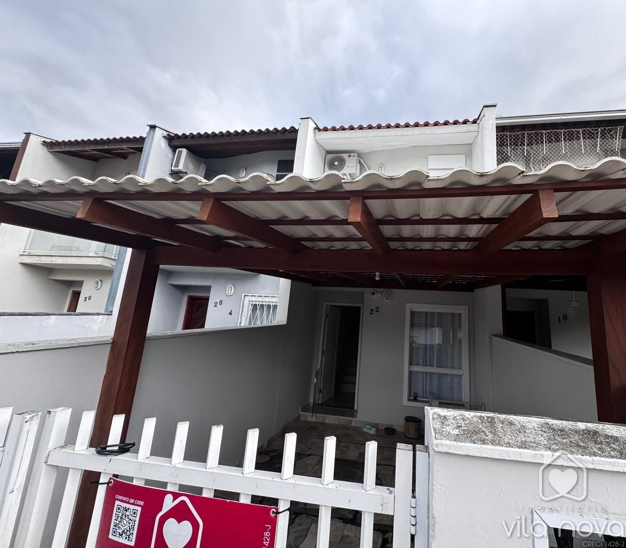 Sobrado Geminado à venda no Vila Nova