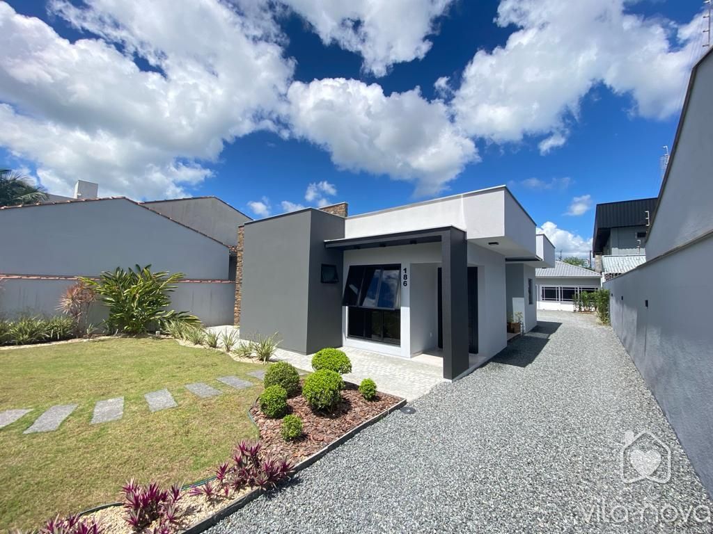 Casa Averbada à venda no Vila Nova