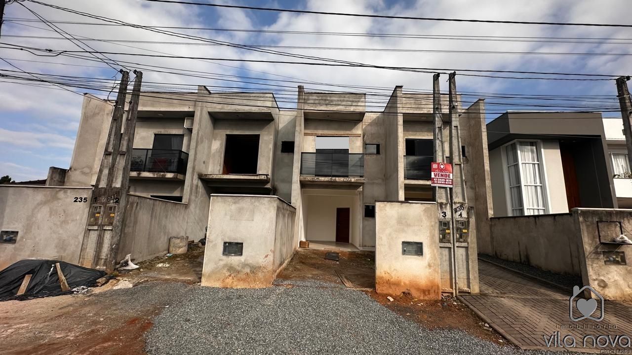 Sobrado Geminado à venda no Vila Nova