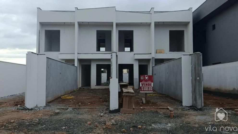 Sobrado Geminado à venda no Vila Nova