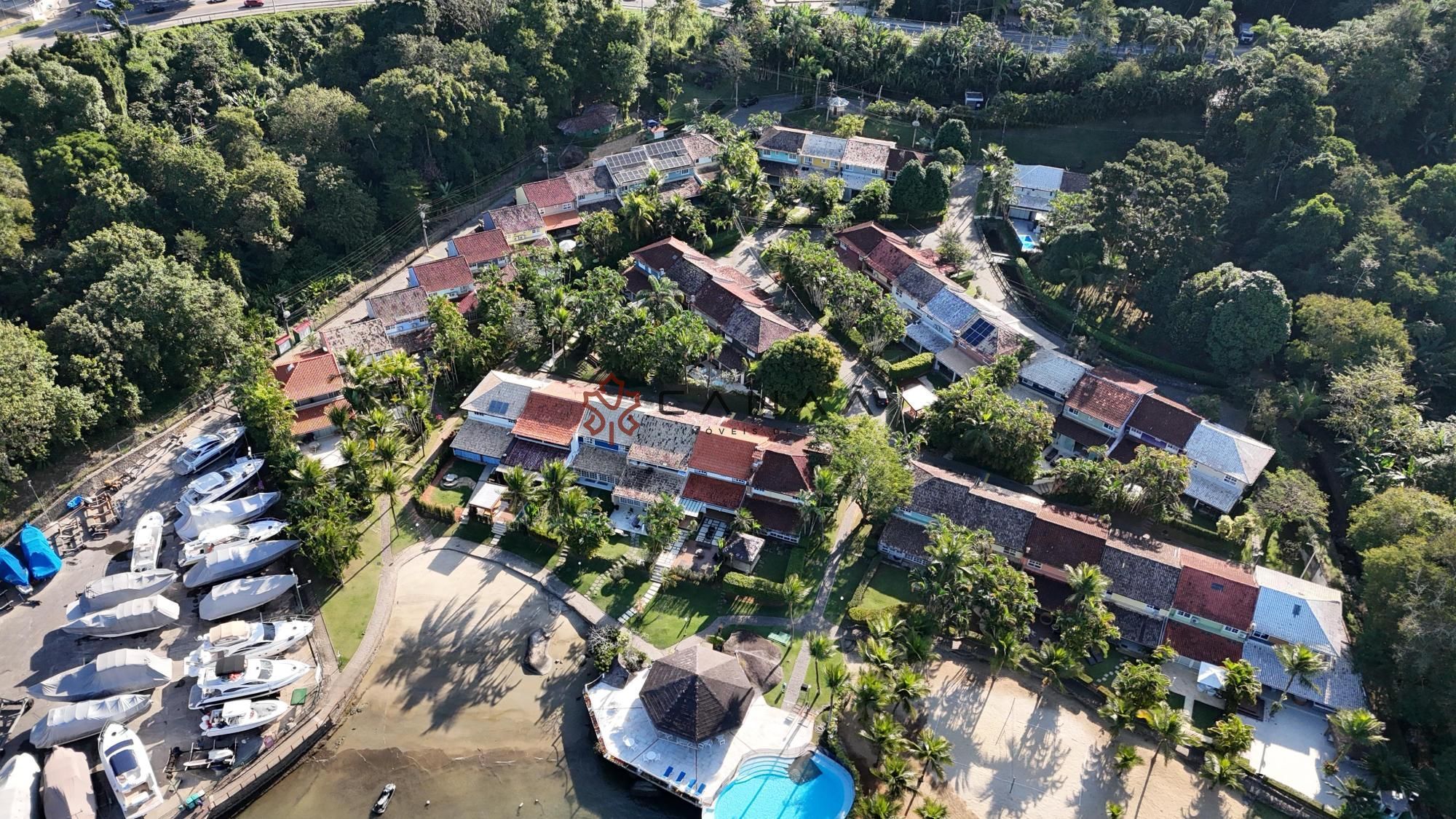 Casa de Condomínio à venda e aluguel com 4 quartos, 199m² - Foto 42