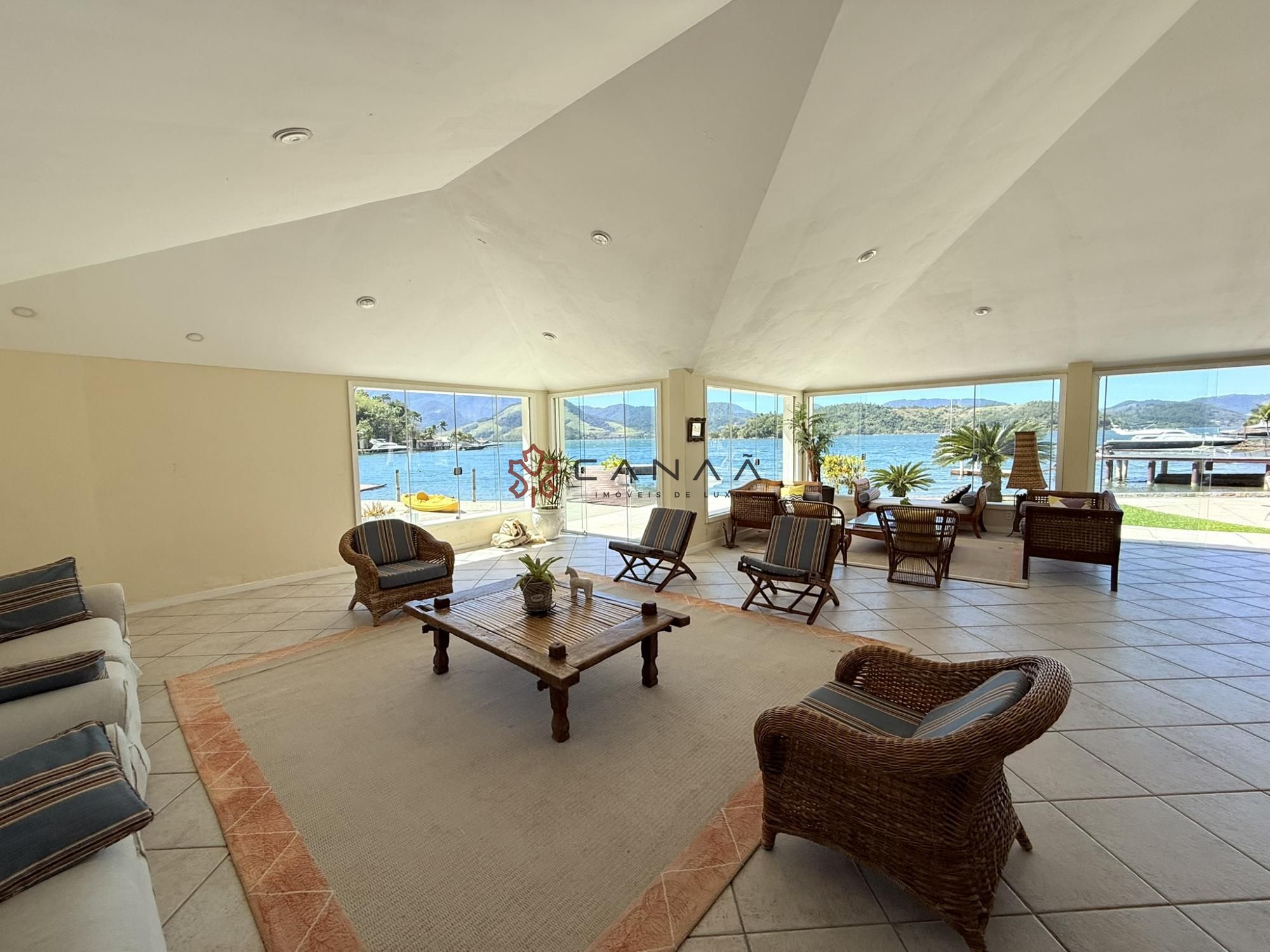Casa de Condomínio à venda com 8 quartos, 540m² - Foto 32