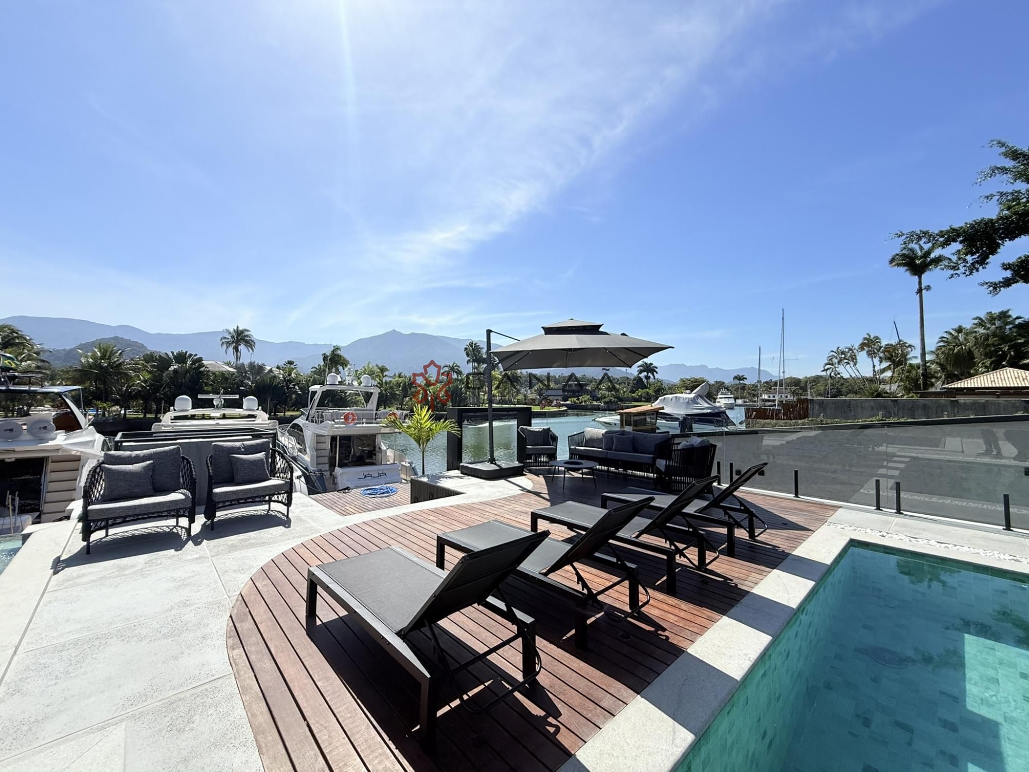 Casa de Condomínio à venda com 6 quartos, 970m² - Foto 4