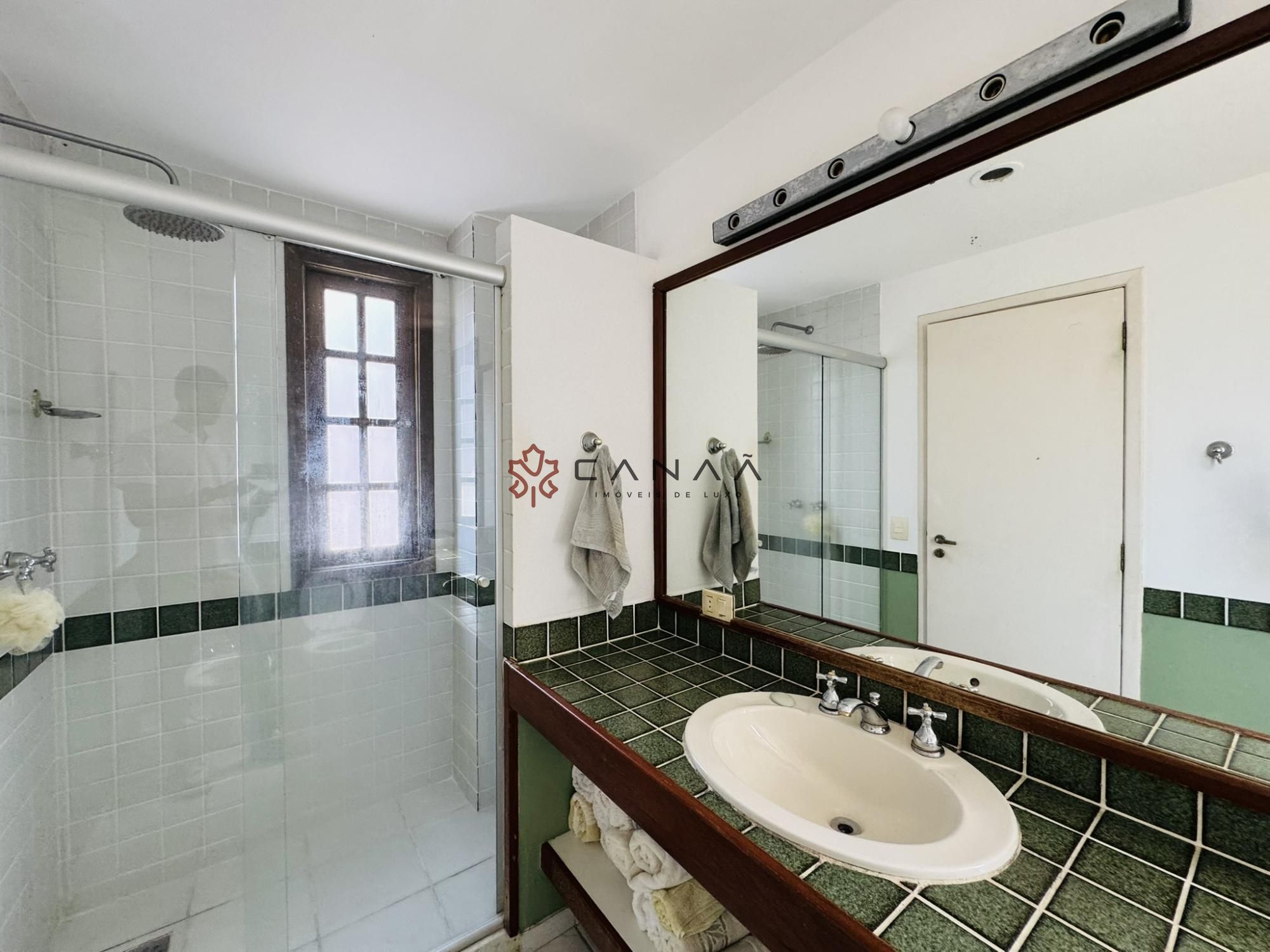 Casa de Condomínio à venda e temporada com 4 quartos, 266m² - Foto 27