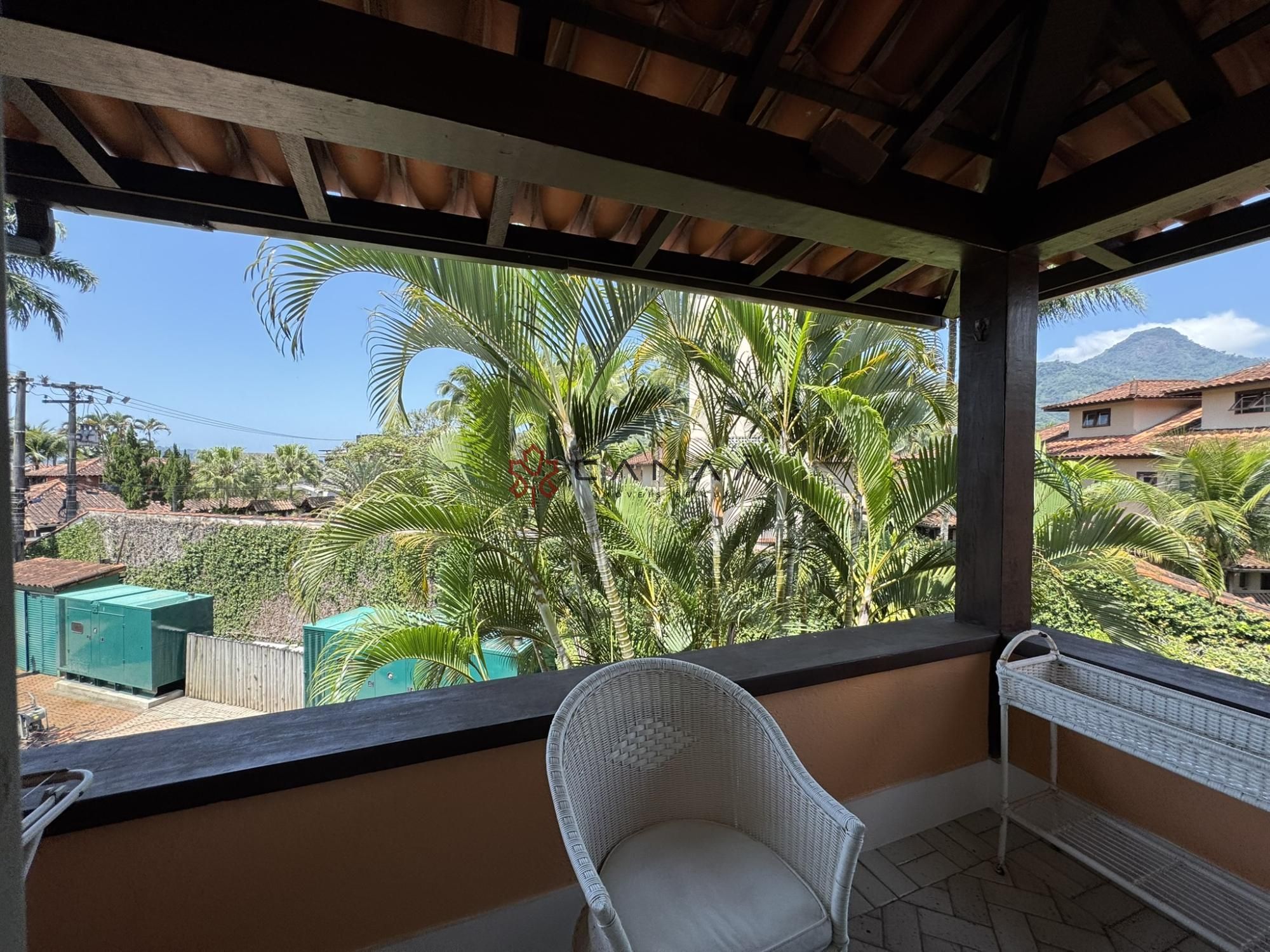 Casa de Condomínio à venda com 4 quartos, 300m² - Foto 36