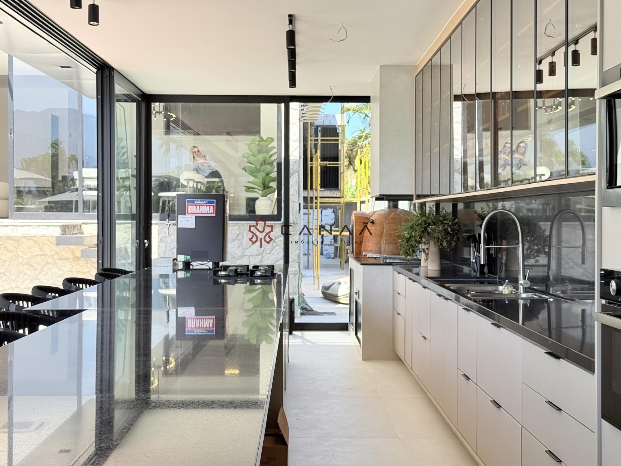 Casa de Condomínio à venda com 6 quartos, 970m² - Foto 34