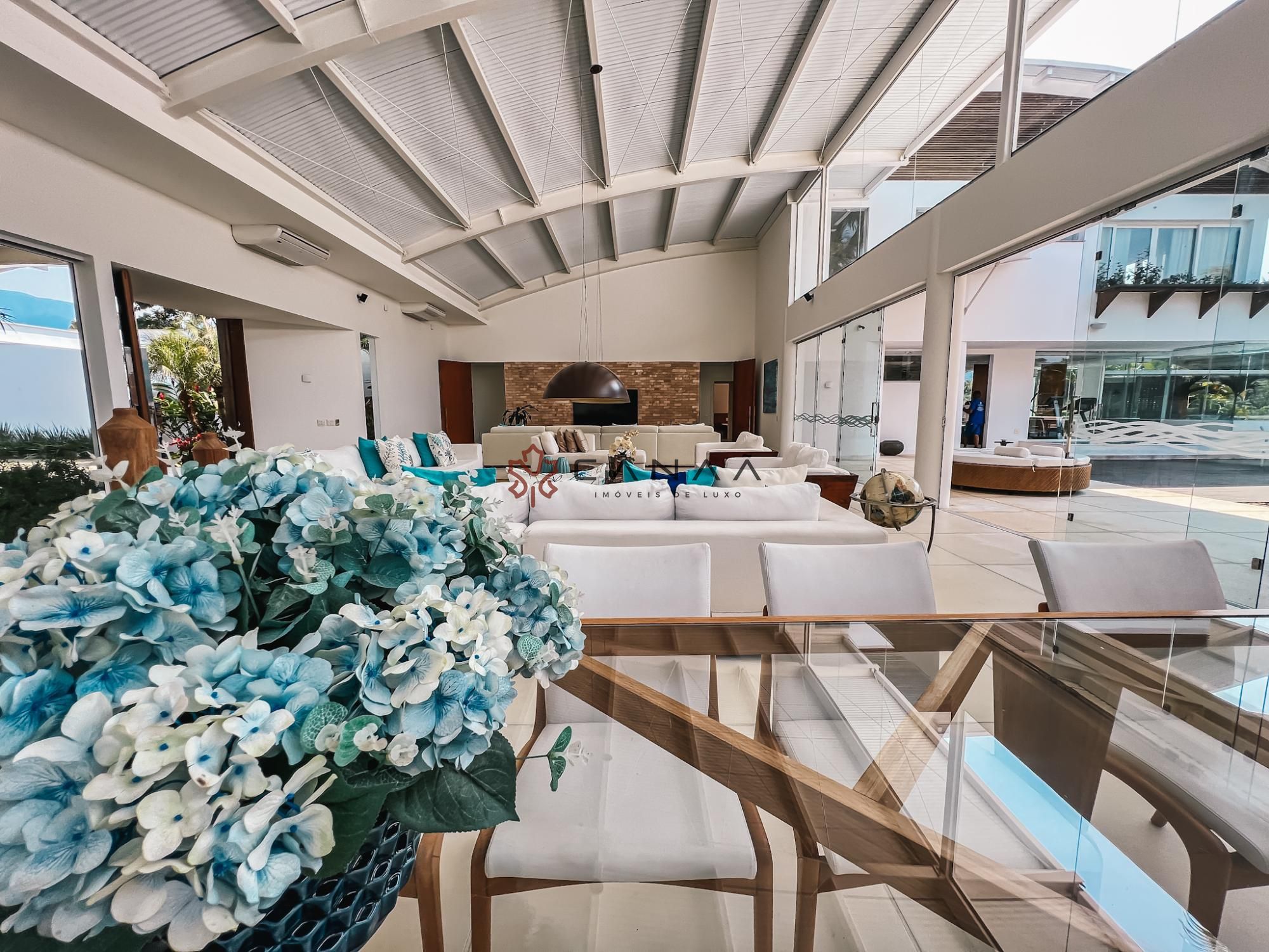 Casa de Condomínio à venda e temporada com 7 quartos, 1200m² - Foto 39