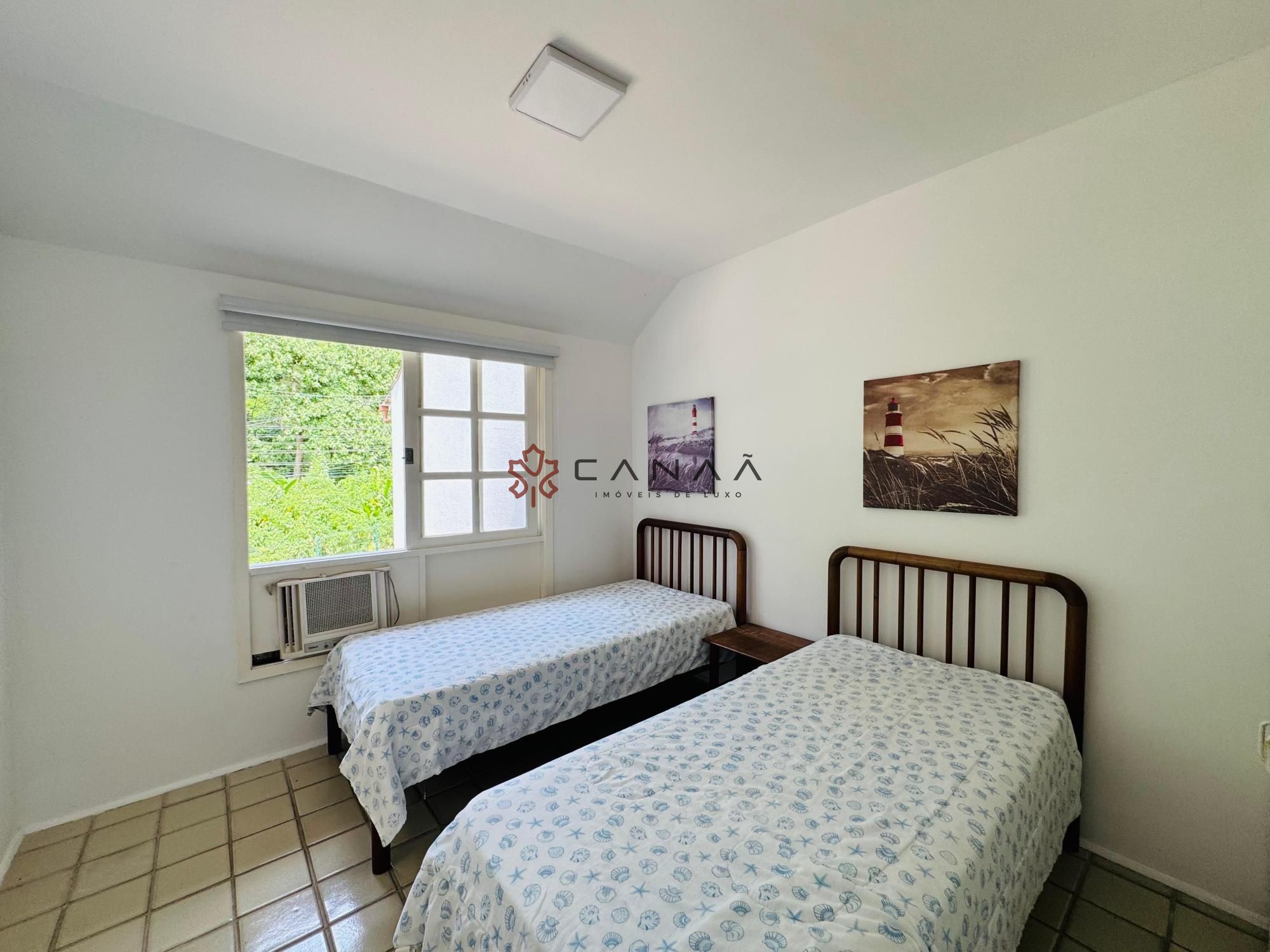 Casa de Condomínio à venda com 4 quartos, 250m² - Foto 17
