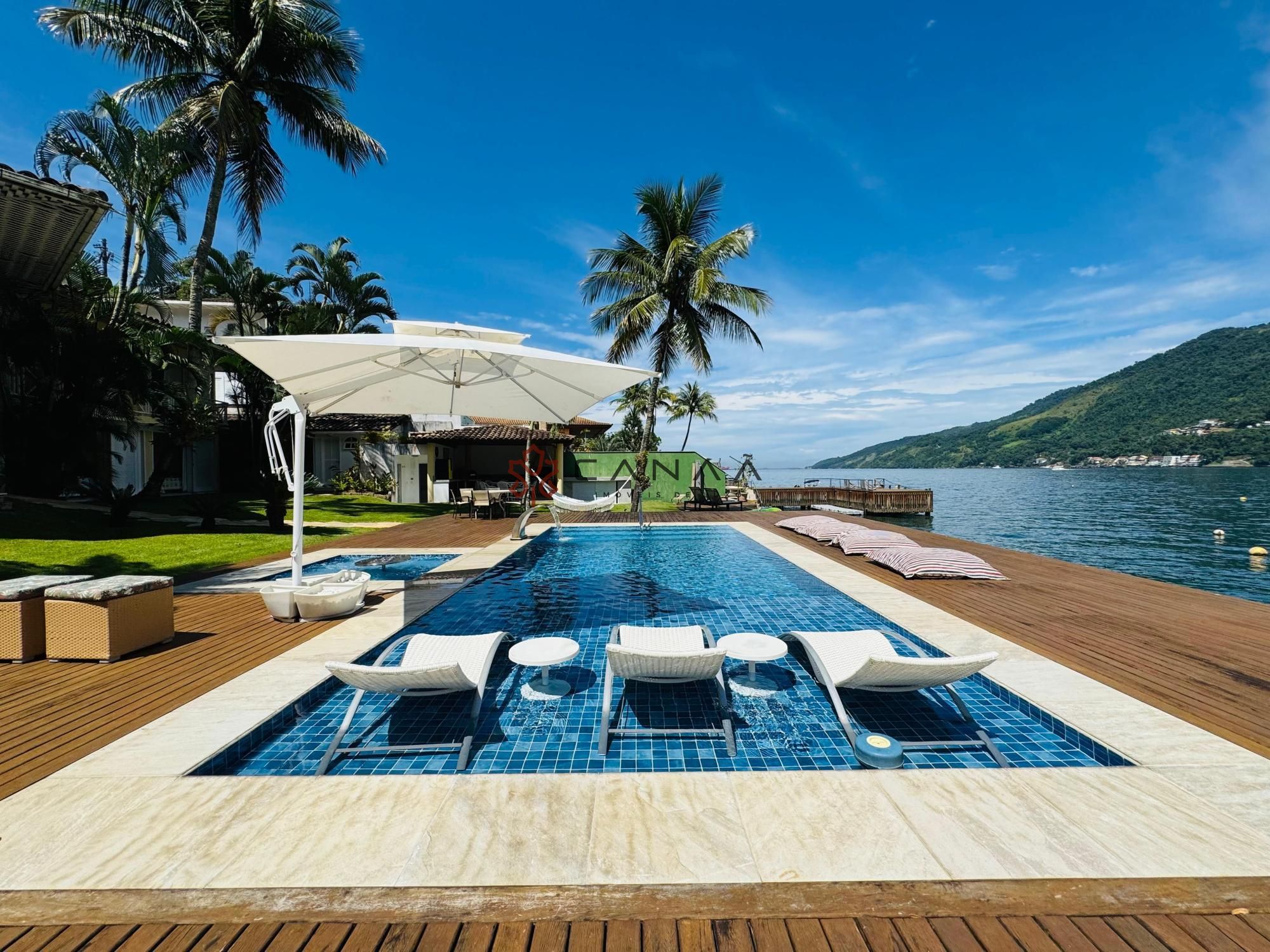 Casa à venda e temporada com 6 quartos, 700m² - Foto 6
