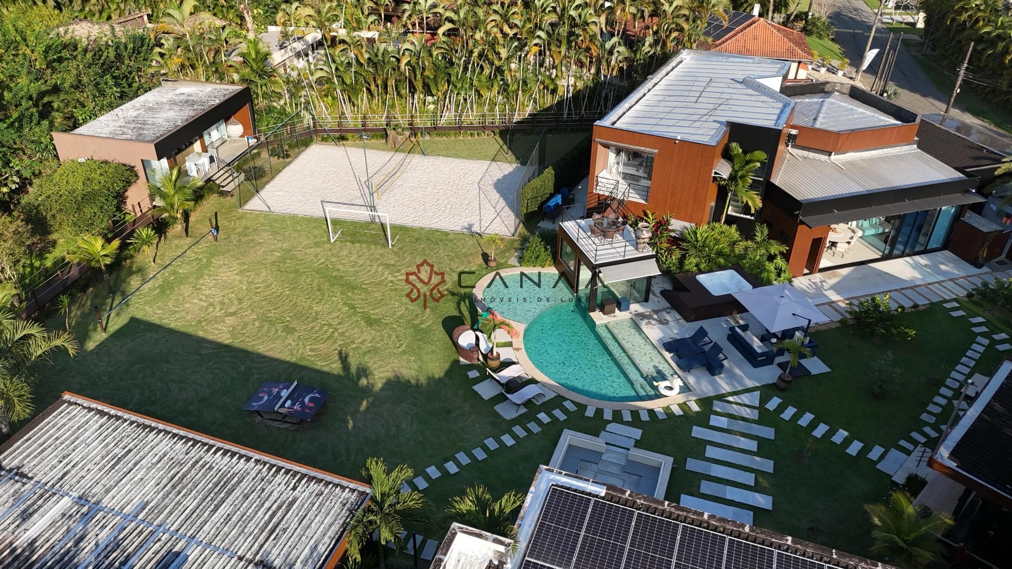 Casa de Condomínio à venda com 10 quartos, 799m² - Foto 1