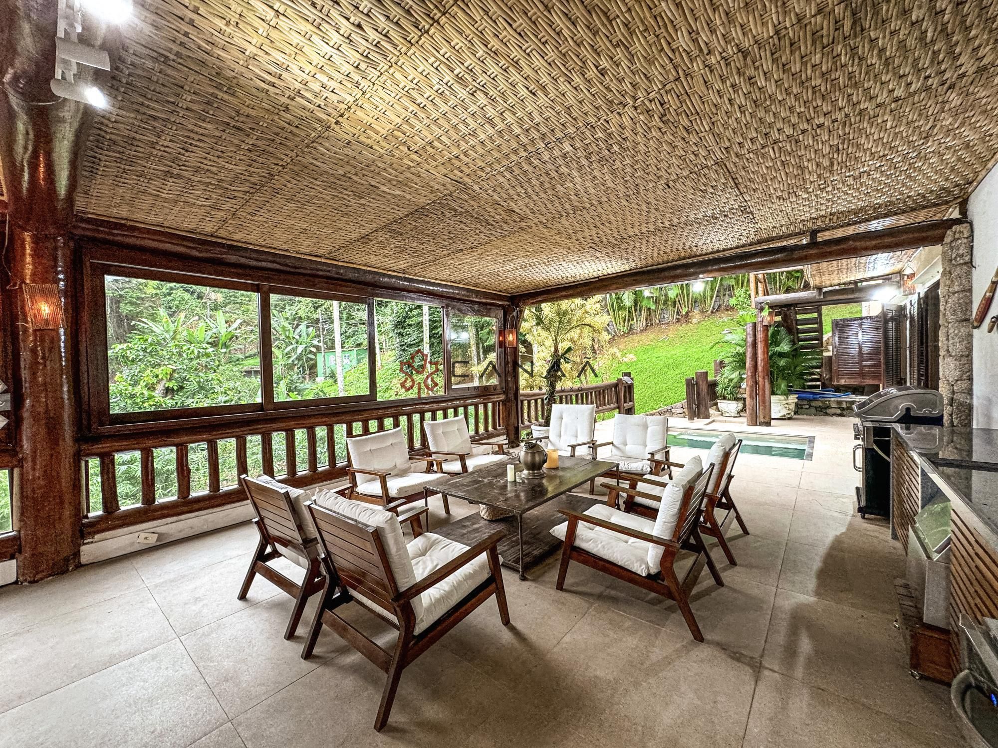 Casa de Condomínio à venda e temporada com 4 quartos, 300m² - Foto 26