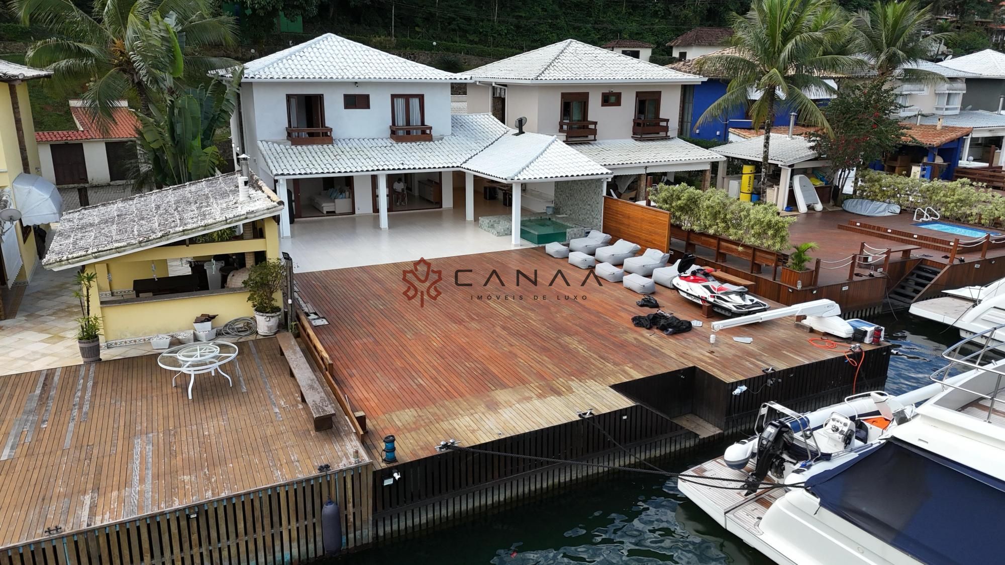 Casa de Condomínio à venda com 4 quartos, 249m² - Foto 3