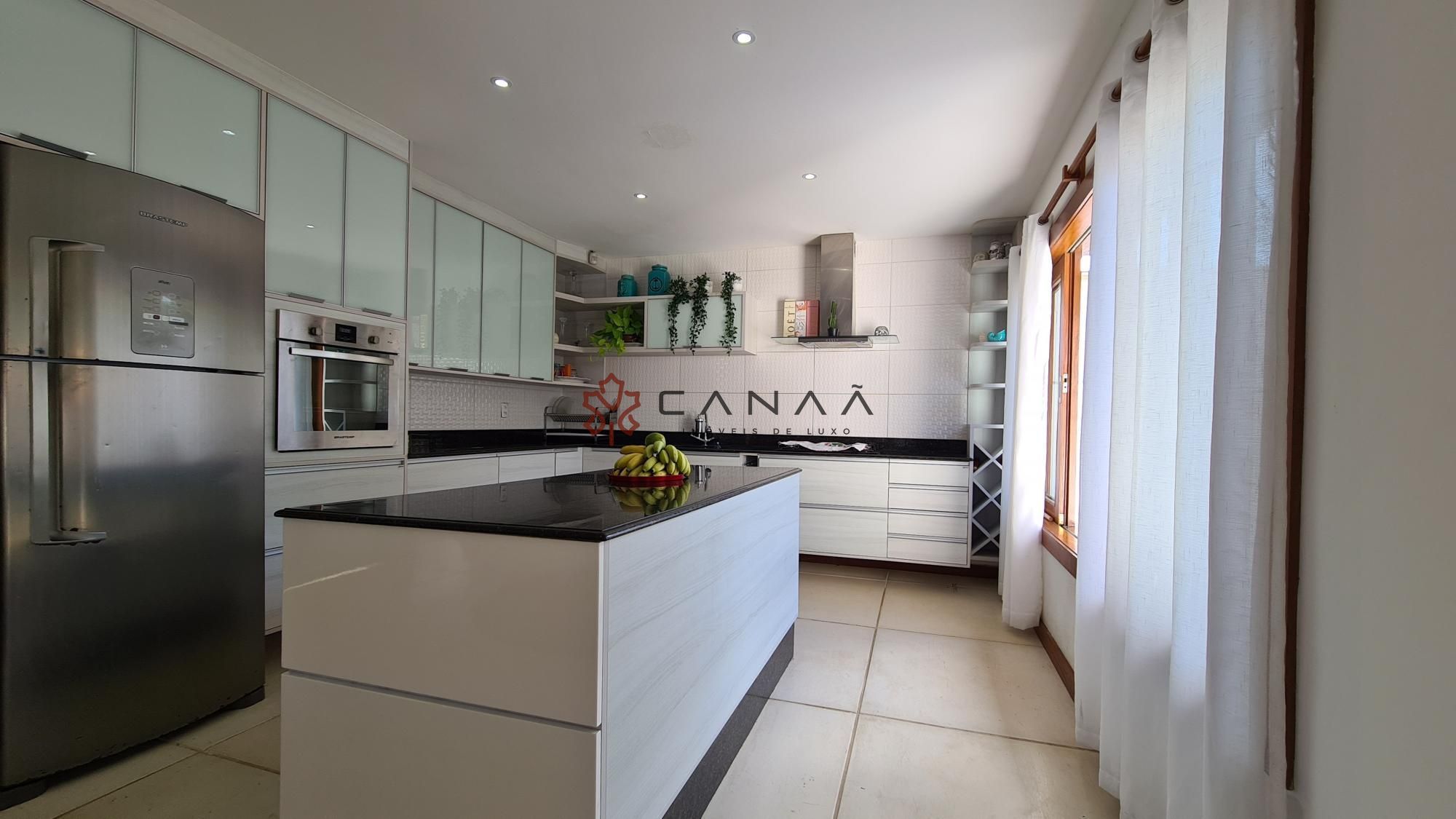 Casa à venda com 9 quartos, 472m² - Foto 15