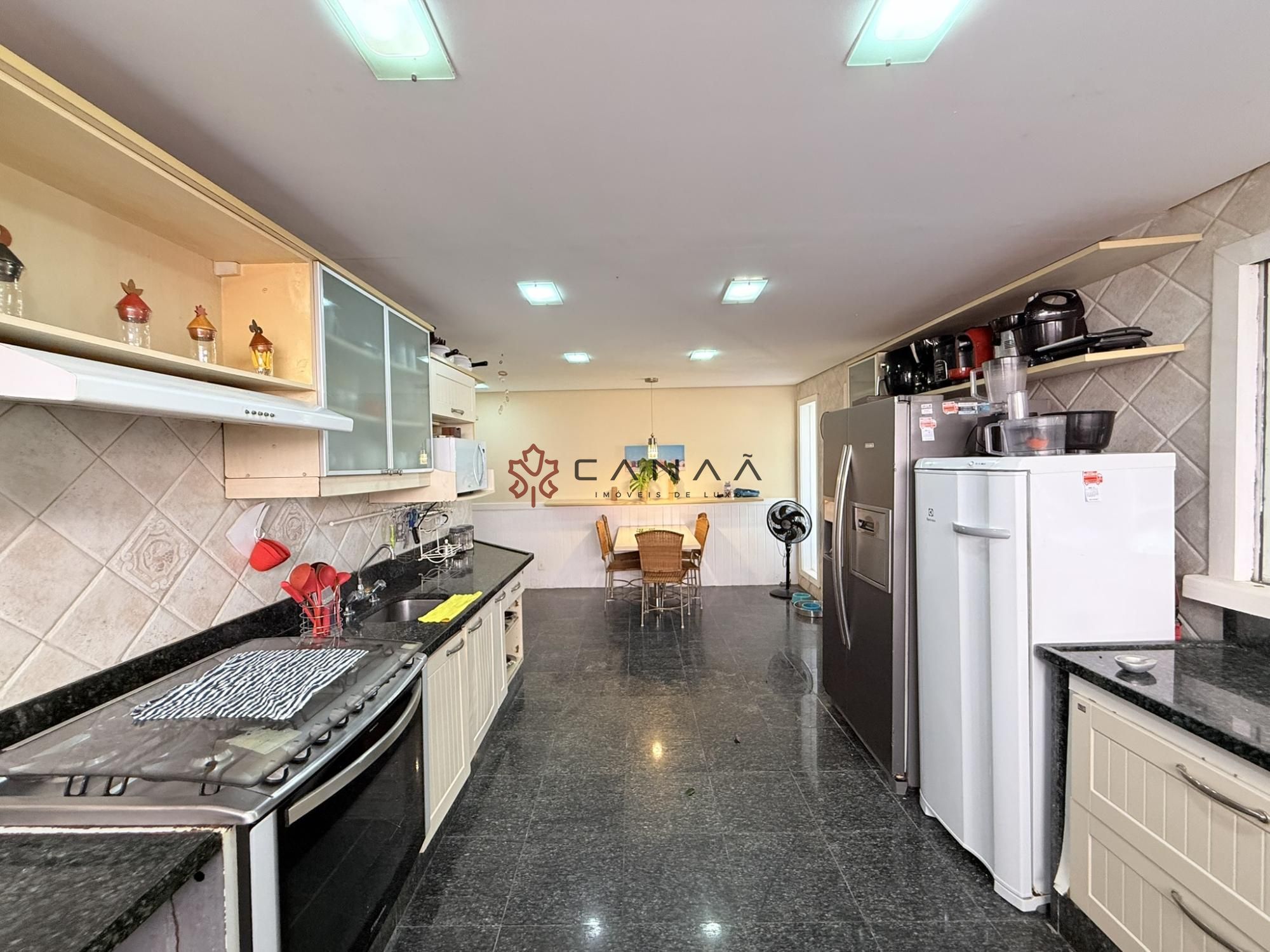 Casa de Condomínio à venda com 8 quartos, 540m² - Foto 49